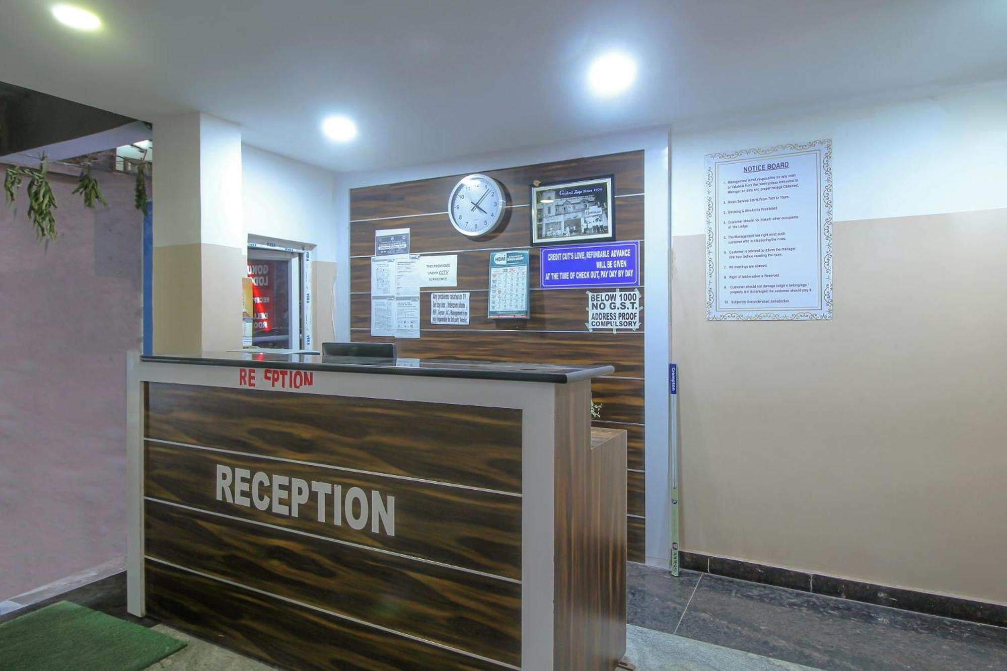 Spot On 81775 Mohit Gokul Lodge New Luxury Room'S Near Secunderabad Railway Station Lālāguda 외부 사진